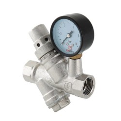 Редуктор давления поршневой VALTEC с фильтром и манометром, от 2 до 5 бар 1/2"